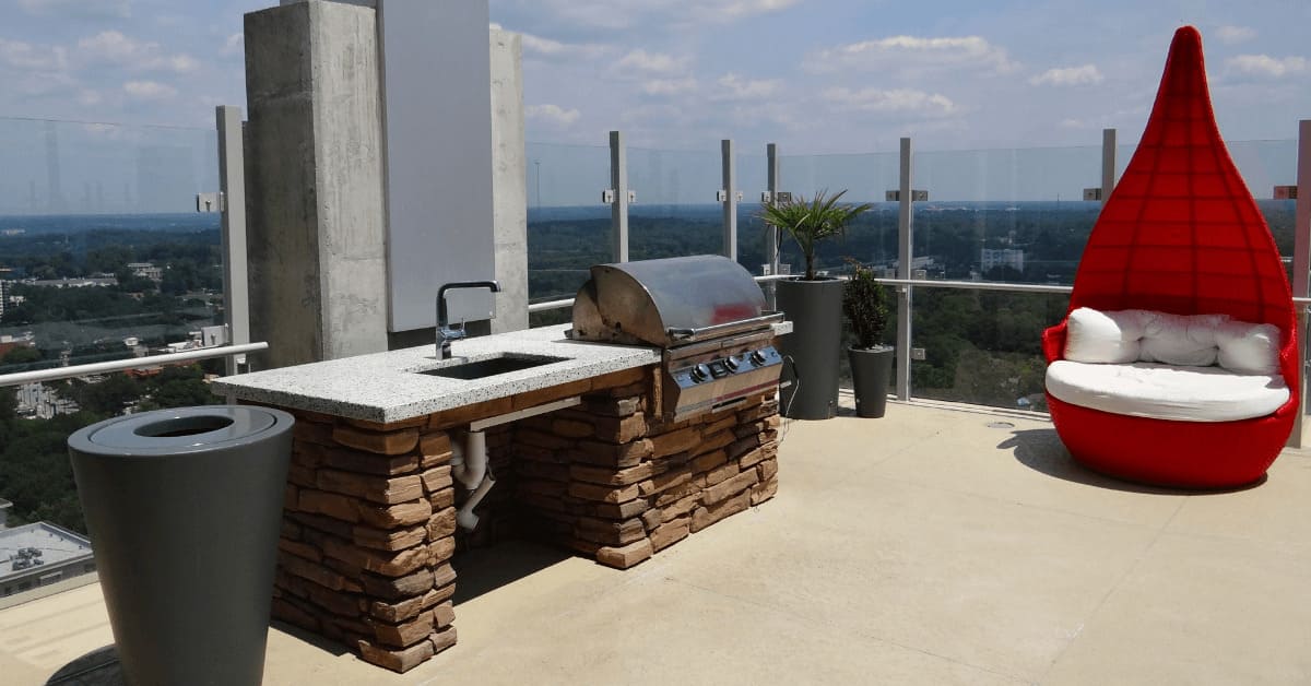 outdoor kitchen barbeque